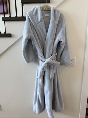 iRelax Plush Light Blue Hooded Bathrobe